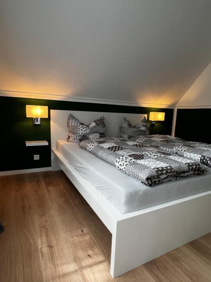 Ferienwohnung Zum Scheibe-See Hoyerswerda Exteriör bild